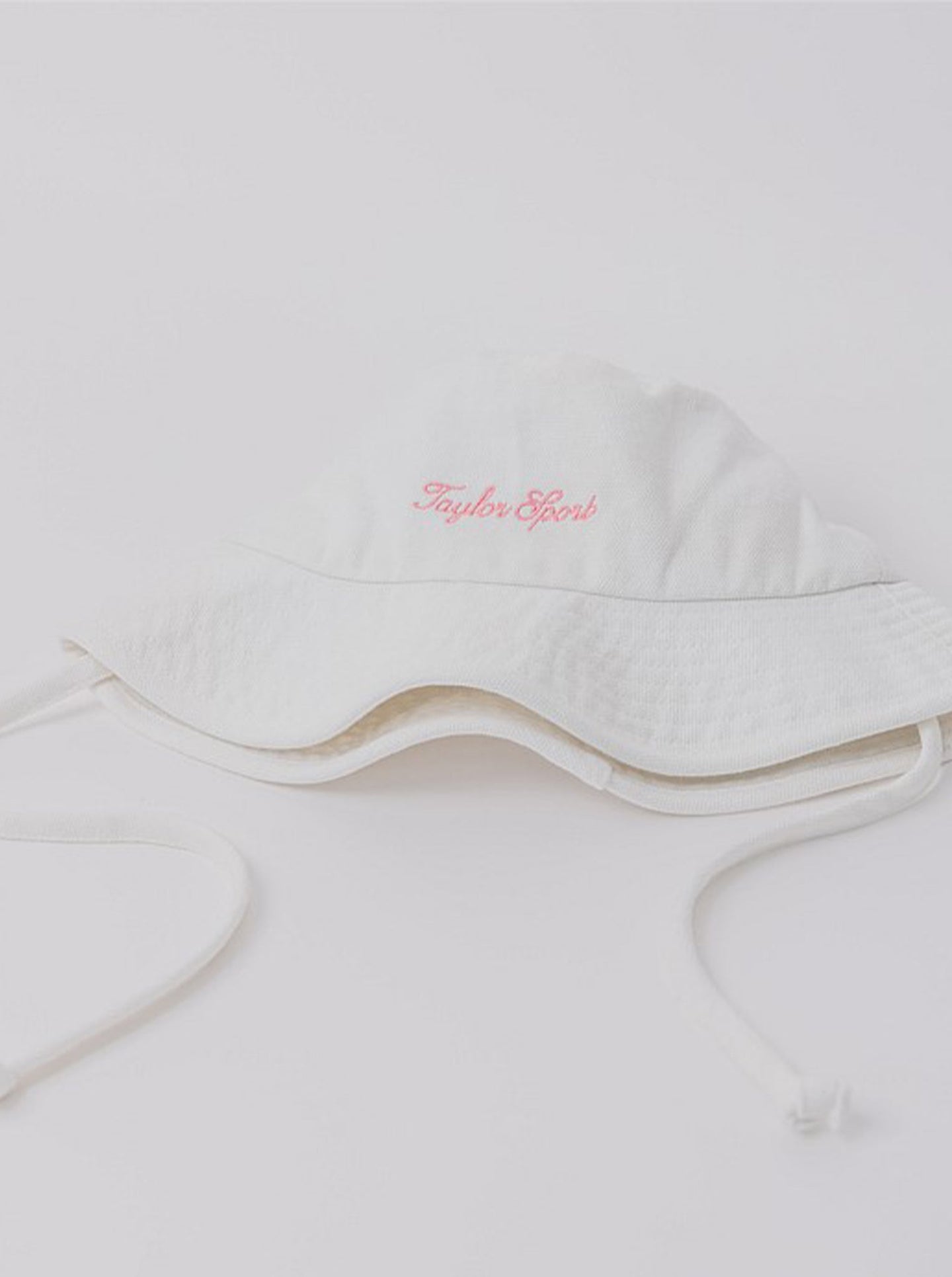 Holiday Bucket Hat in Off White