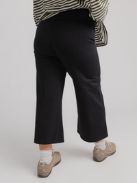 Flow Midi Pant