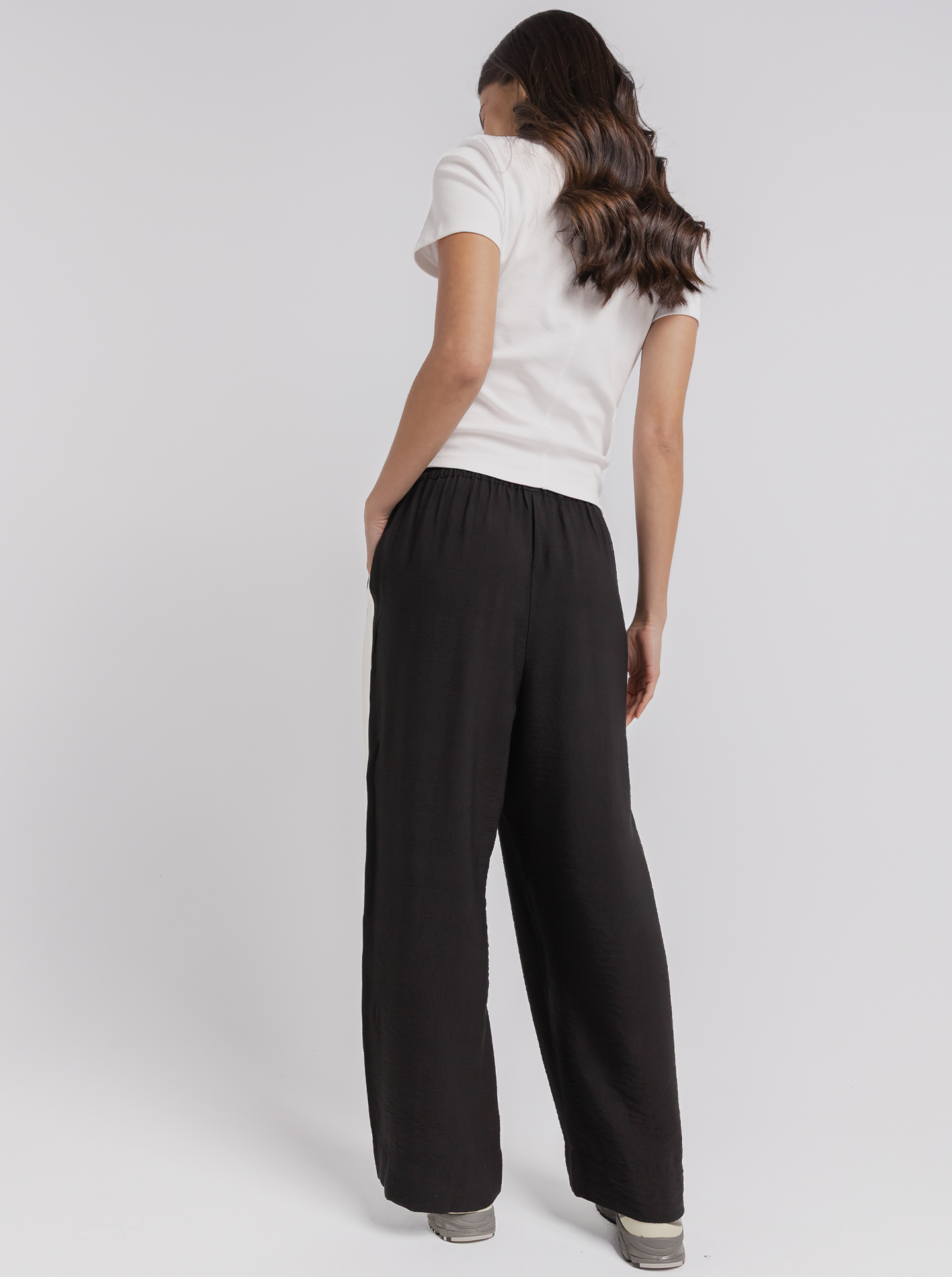 Weekender Pant in Black