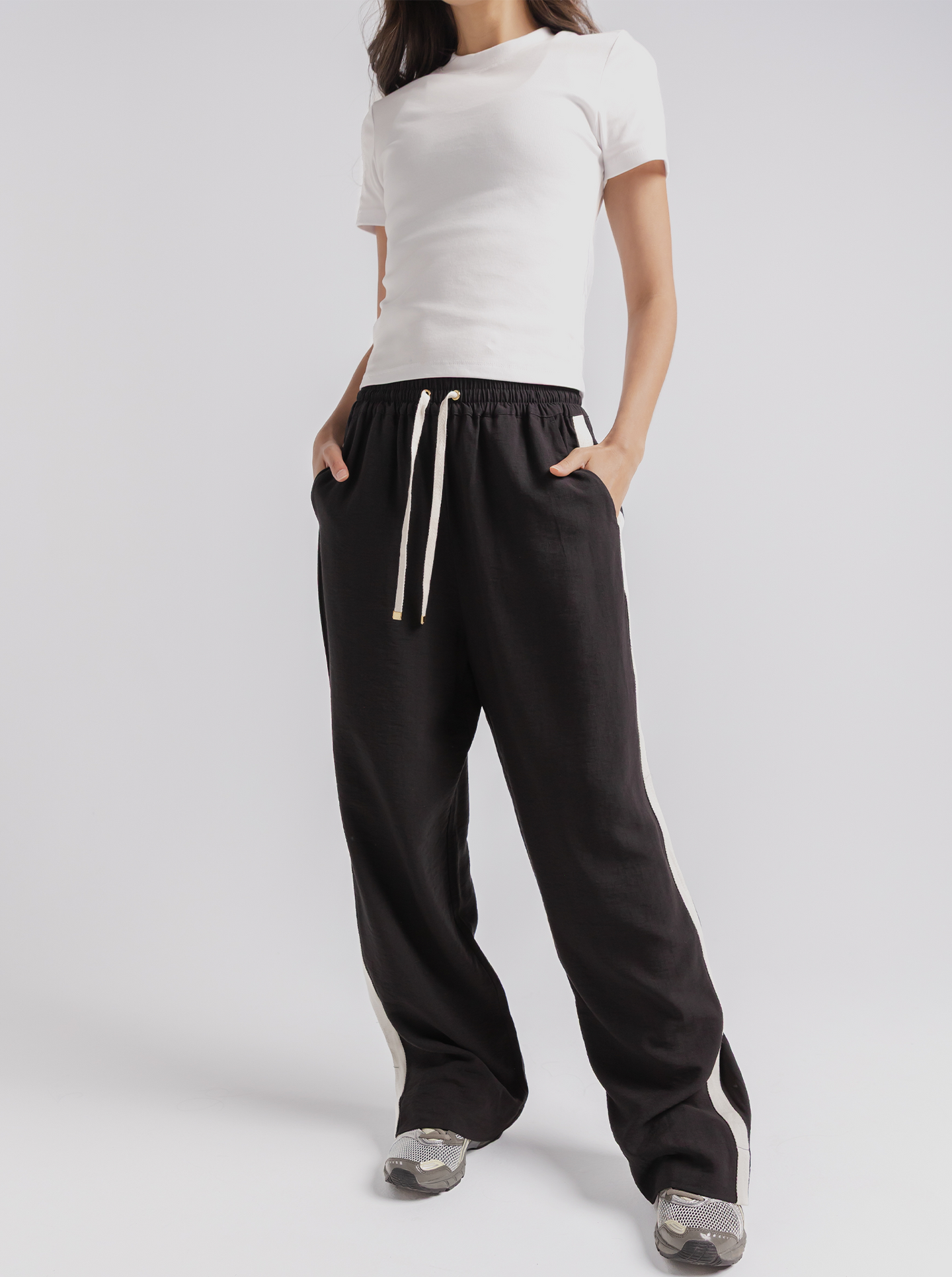 Weekender Pant in Black