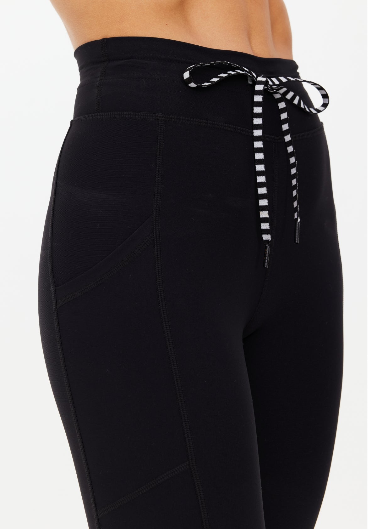 Peached 25in Pocket Midi Pant