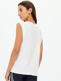 Estelle Tank