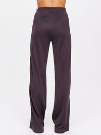 Juliet Pant