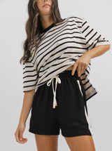 Weekender Short in Black