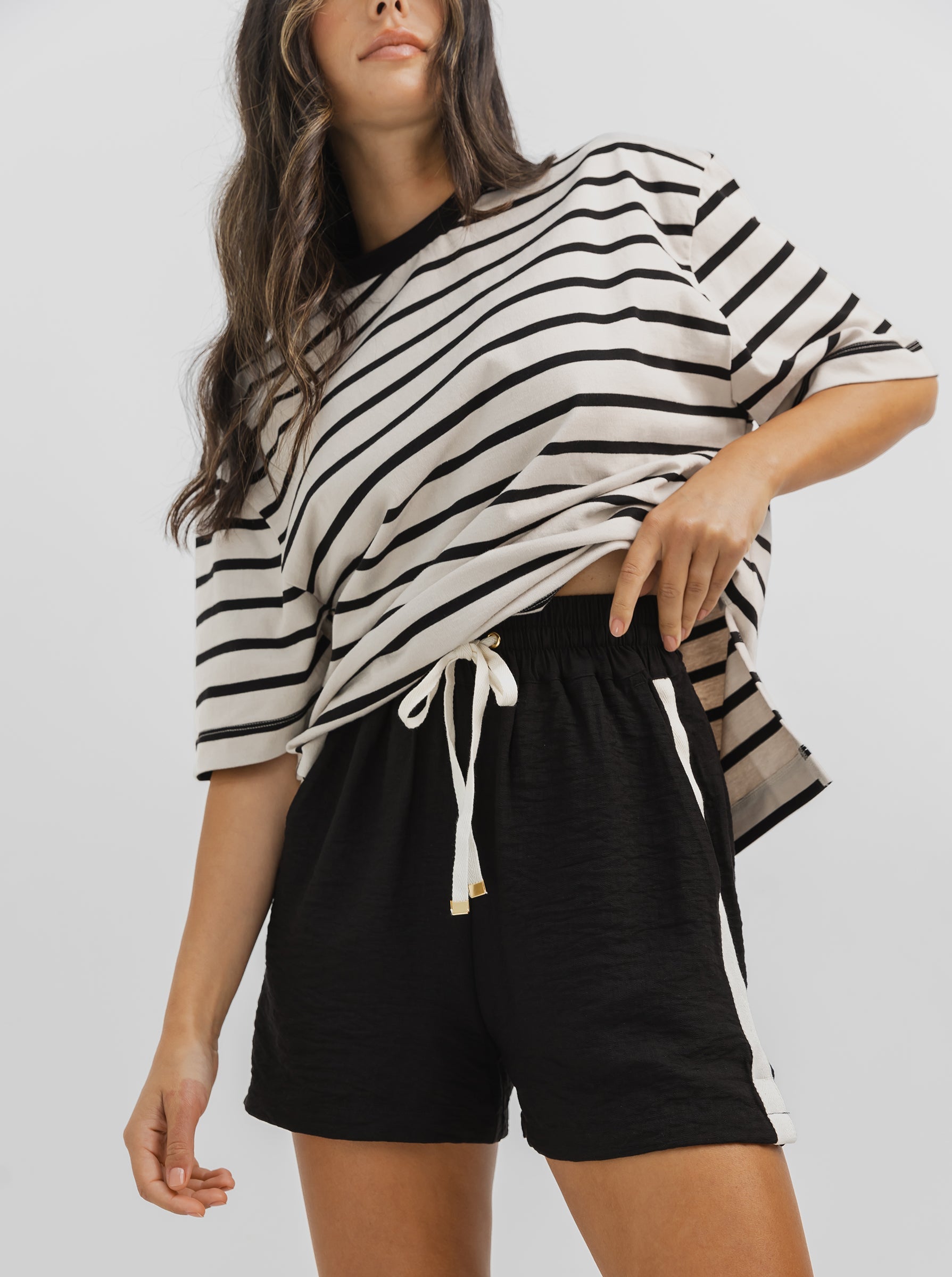 Weekender Short in Black