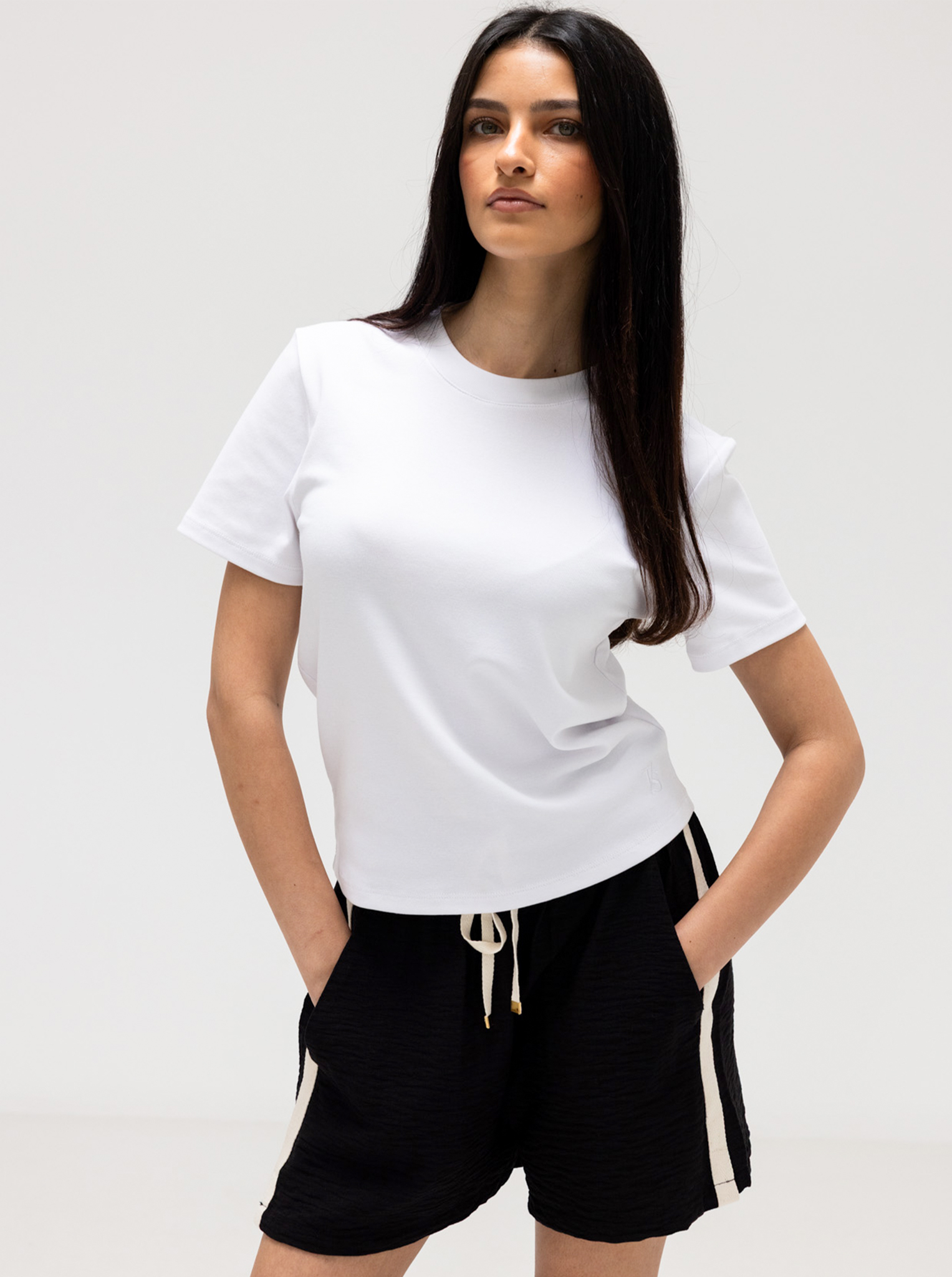 Weekender Short in Black